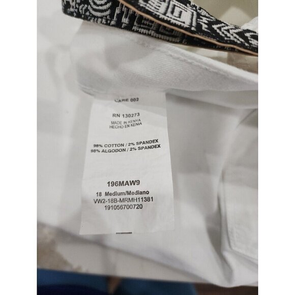 Lee Jean Shorts Mid-rise White 8" Inseam Boho Belt NWT Women's 18 - Picture 4 of 7